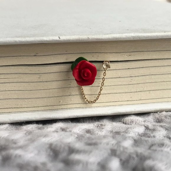 Diamond Chain Stud Earrings _ Bluboho - Picture 4 of 8